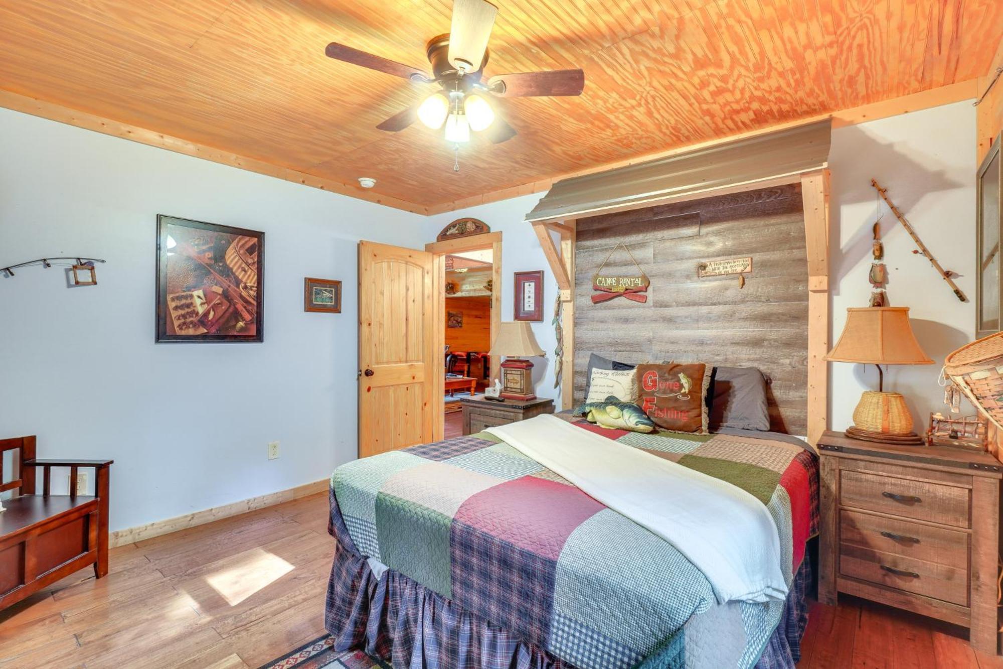 Just Fur Relaxin Sevierville Cabin With Hot Tub! Dış mekan fotoğraf