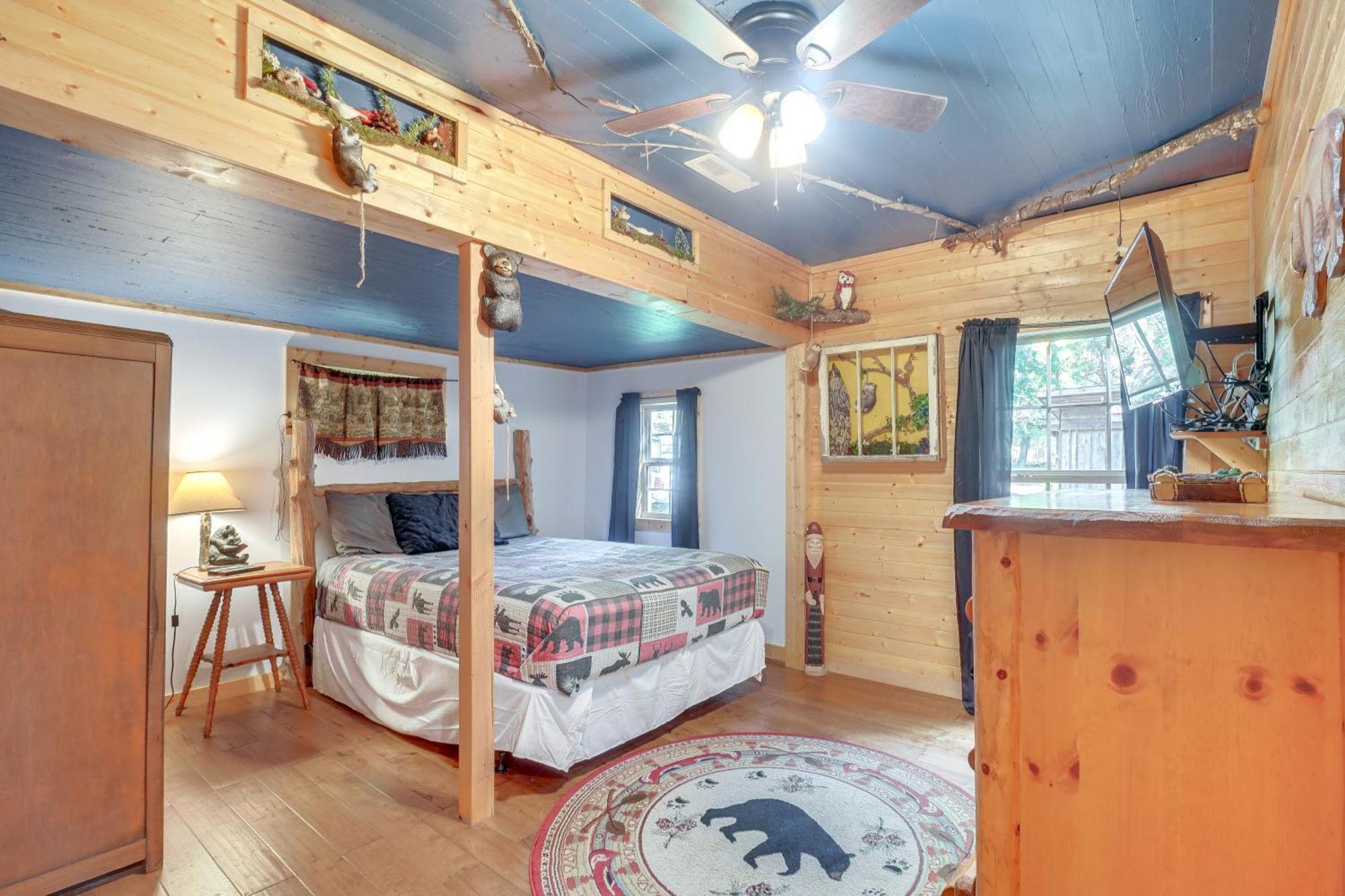 Just Fur Relaxin Sevierville Cabin With Hot Tub! Dış mekan fotoğraf